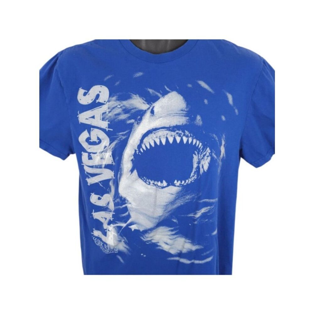 Shark Reef Aquarium T Shirt Mens Size Medium Blue Mandalay Bay Las Vegas
